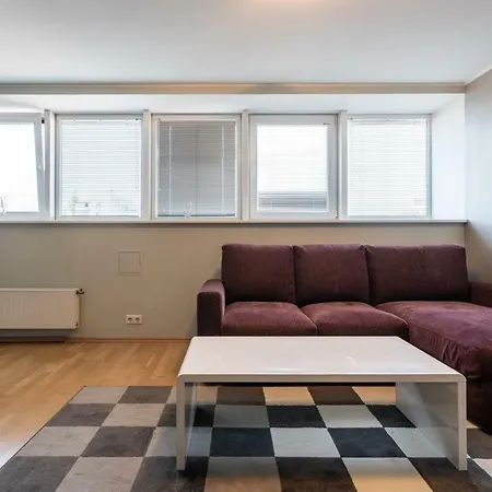 Best - Luxury Central *